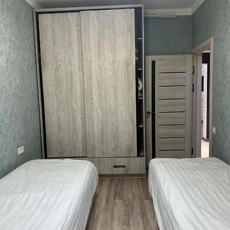 Apartment Tashkent 3 Bedrooms Εξωτερικό φωτογραφία