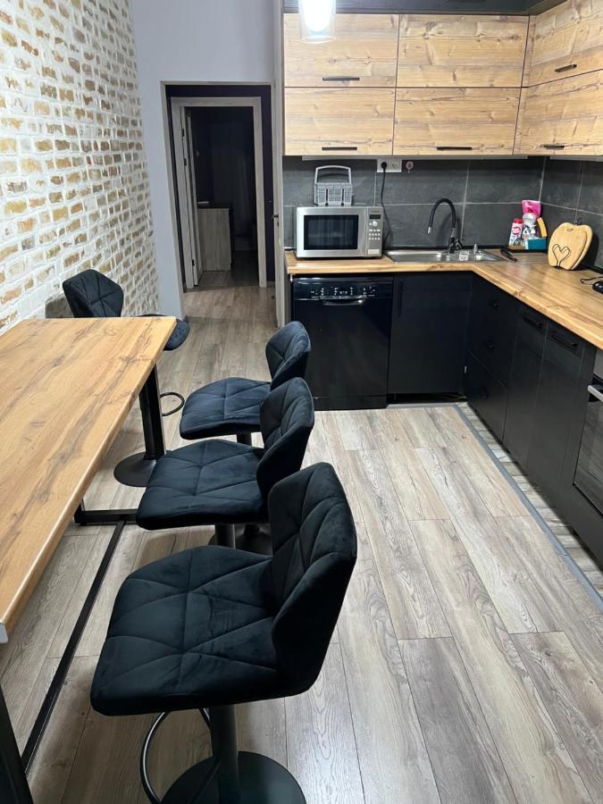 Apartment Tashkent 3 Bedrooms Εξωτερικό φωτογραφία